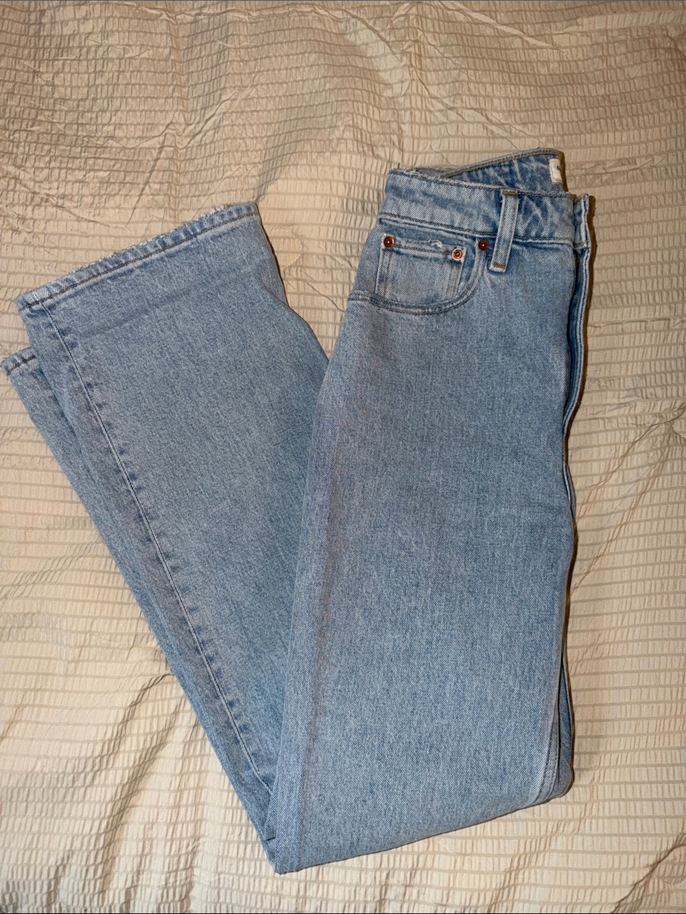Abercrombie Curve Love 90s Relaxed Jean